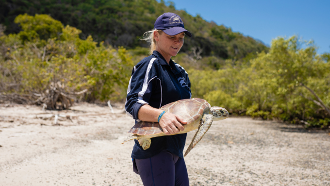 Eco Barge Clean Seas | Containers for Change Queensland
